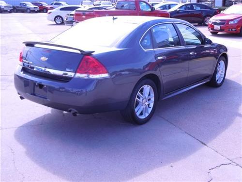 Chevrolet Impala 2011 photo 2