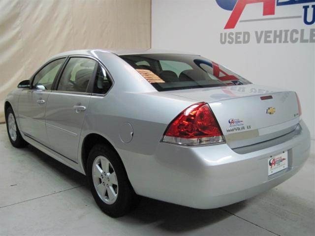 Chevrolet Impala 2011 photo 3