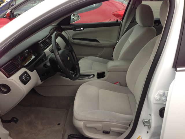 Chevrolet Impala 2012 photo 3