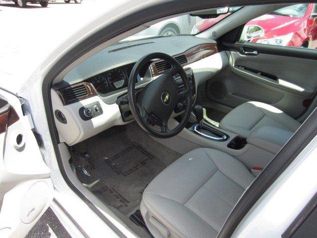 Chevrolet Impala 2012 photo 2