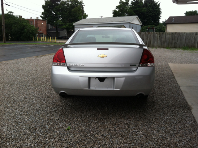 Chevrolet Impala 2dr Reg Cab 140.5 4WD ST Sedan