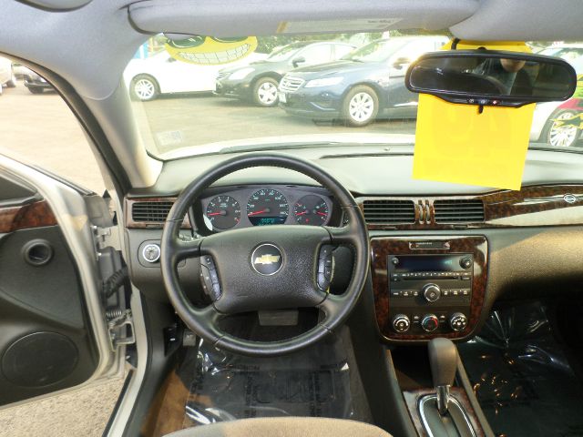 Chevrolet Impala 2012 photo 1