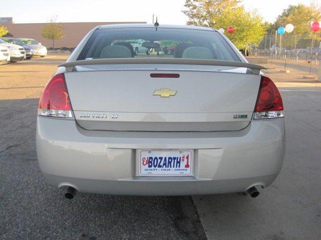 Chevrolet Impala 2012 photo 3