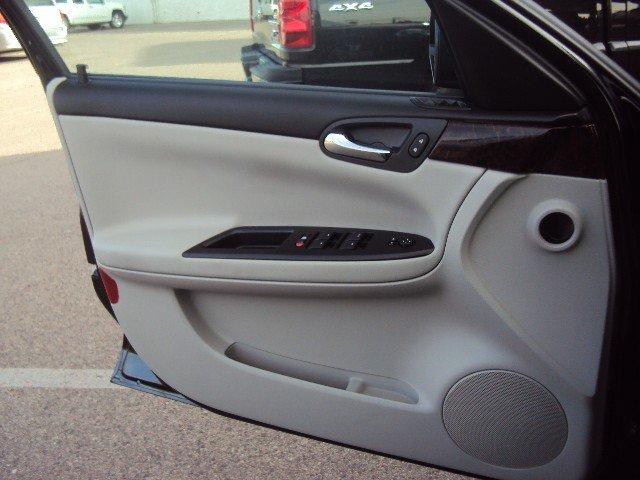 Chevrolet Impala 2012 photo 1