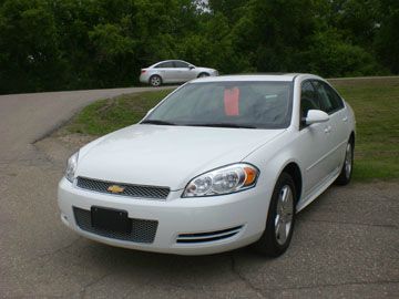 Chevrolet Impala 2dr Reg Cab 140.5 4WD ST Sedan