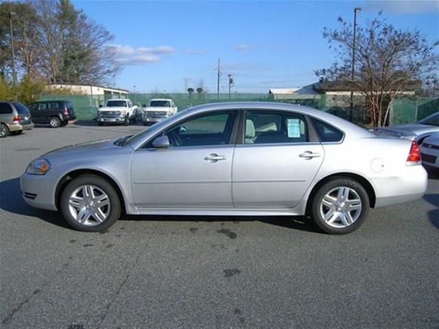 Chevrolet Impala 2012 photo 3