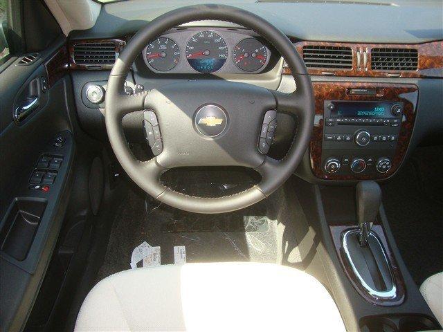 Chevrolet Impala 2012 photo 3