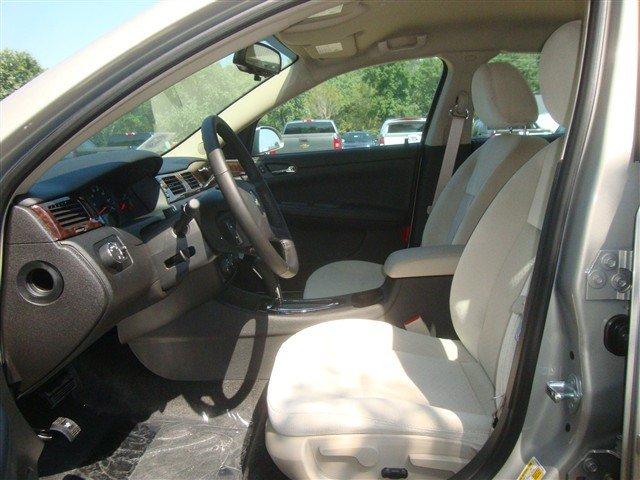Chevrolet Impala 2012 photo 4