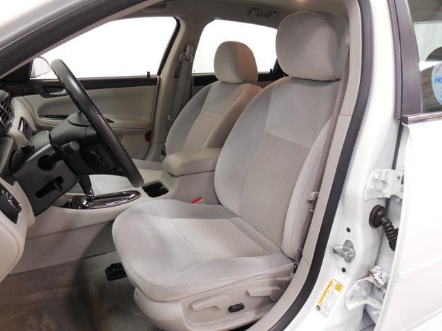 Chevrolet Impala 2012 photo 23
