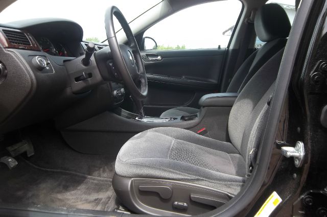 Chevrolet Impala 2012 photo 2