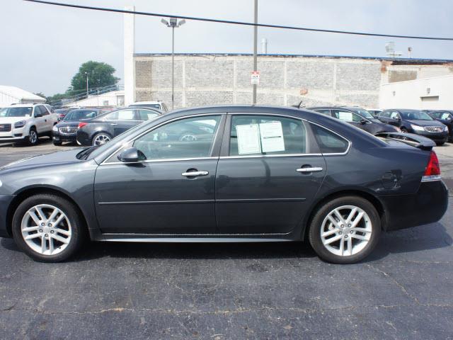 Chevrolet Impala 2012 photo 3
