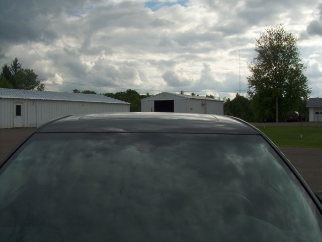 Chevrolet Impala 2dr Reg Cab 140.5 4WD ST Sedan