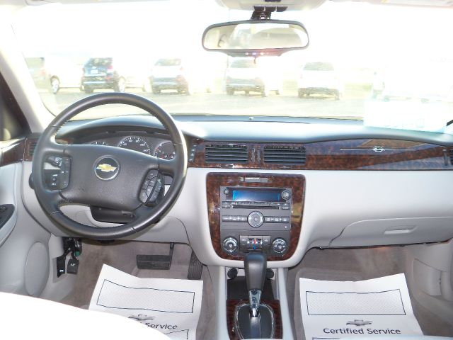 Chevrolet Impala 2013 photo 1