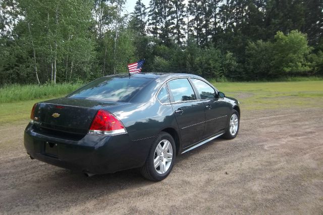 Chevrolet Impala 2dr Reg Cab 140.5 4WD ST Sedan