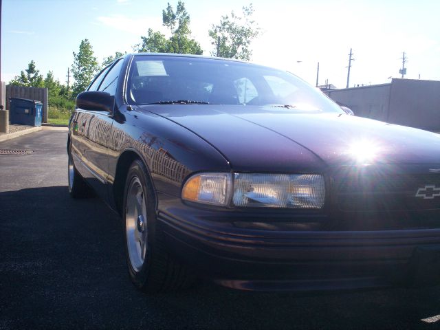 Chevrolet Impala SS 1996 photo 1