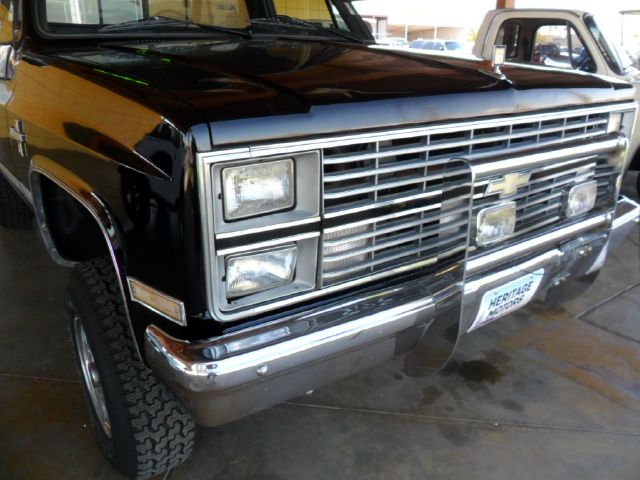 Chevrolet K10 1984 photo 4