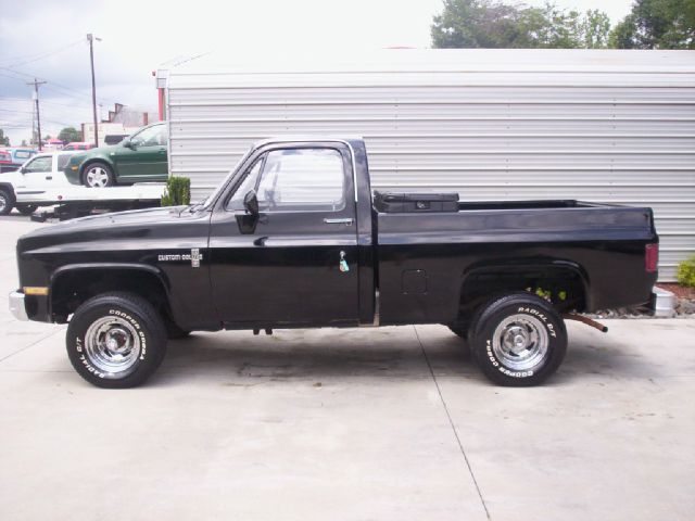 Chevrolet K10 1986 photo 1