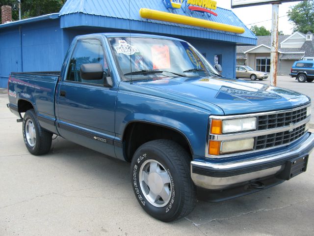Chevrolet K1500 1990 photo 2