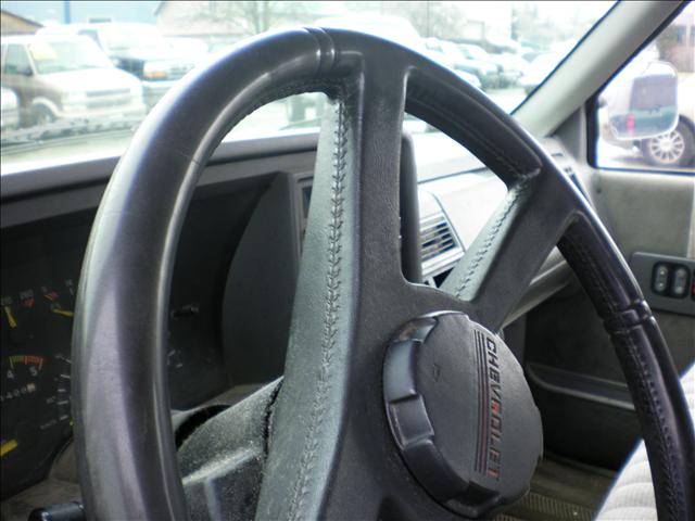 Chevrolet K1500 1993 photo 1