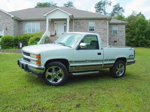 Chevrolet K1500 Hybrid Sedan 4D Pickup Truck
