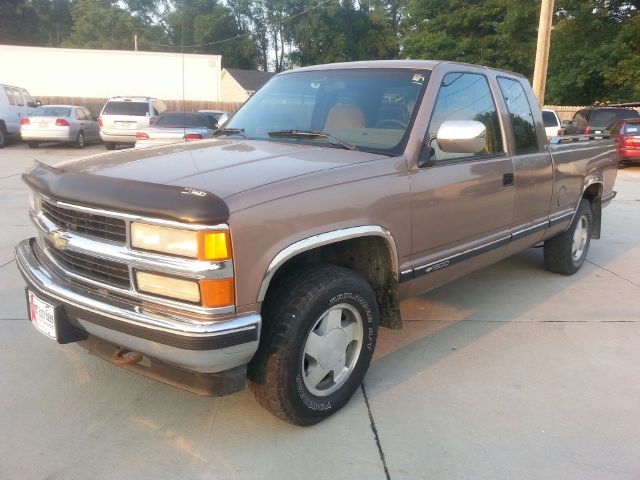 Chevrolet K1500 136548 Pickup Truck