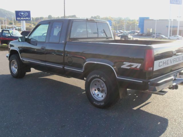 Chevrolet K1500 1995 photo 2