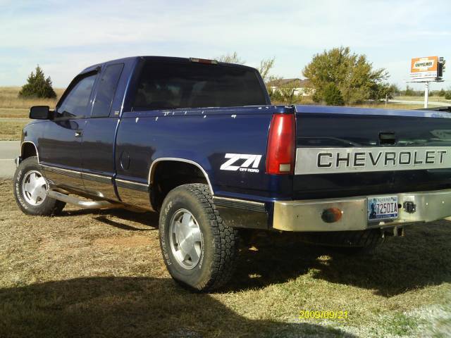 Chevrolet K1500 1995 photo 2