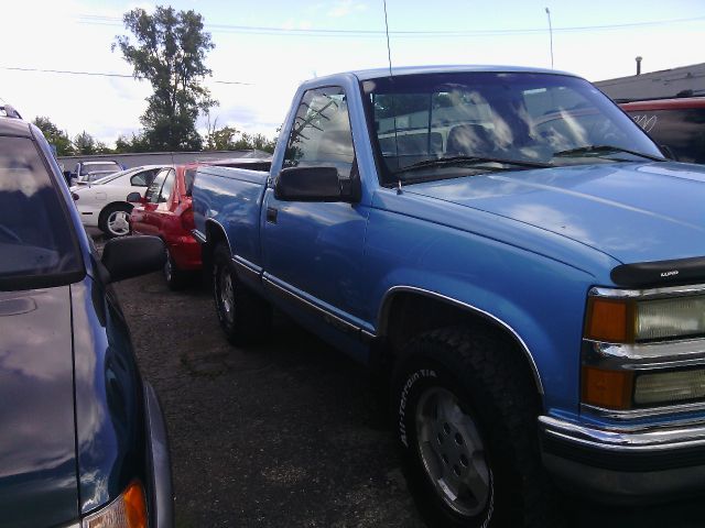 Chevrolet K1500 1995 photo 2