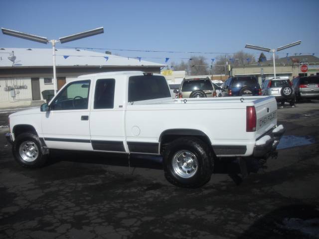 Chevrolet K1500 1995 photo 2