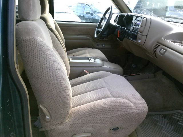 Chevrolet K1500 1995 photo 2