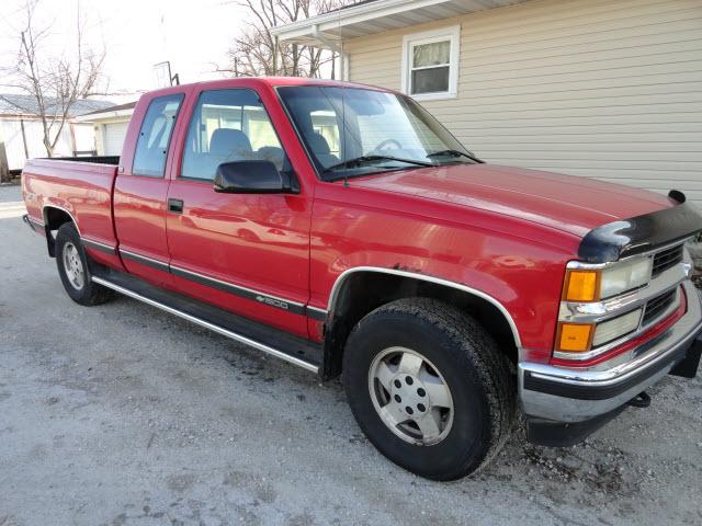 Chevrolet K1500 1995 photo 2