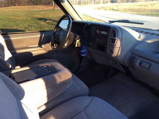 Chevrolet K1500 1996 photo 1