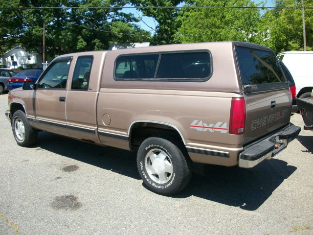 Chevrolet K1500 1996 photo 2