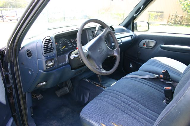 Chevrolet K1500 1996 photo 4