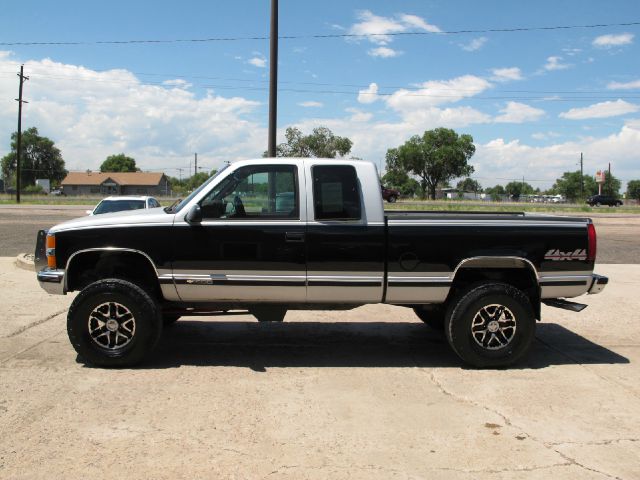 Chevrolet K1500 4D Crew Cab Truck Pickup Truck
