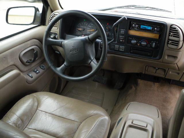 Chevrolet K1500 1998 photo 3