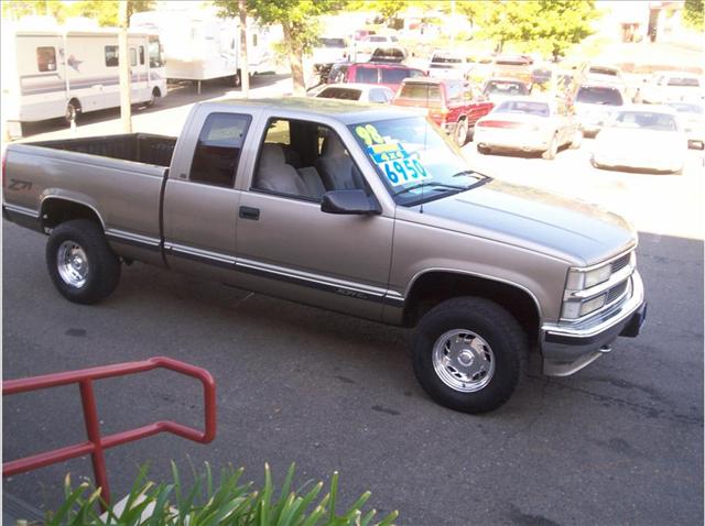 Chevrolet K1500 1998 photo 2