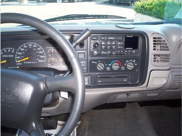 Chevrolet K1500 1998 photo 4