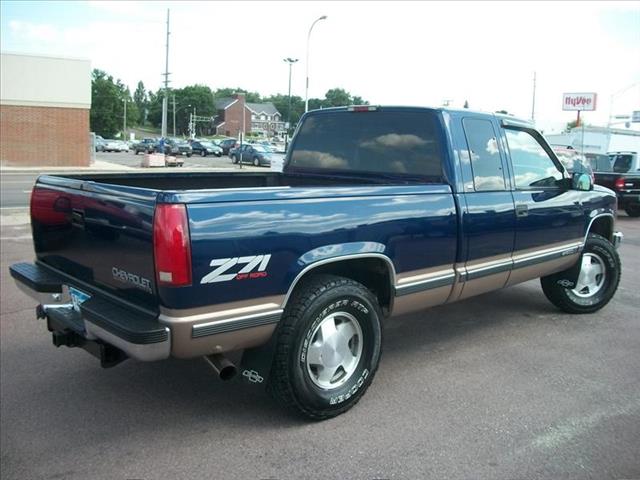 Chevrolet K1500 1998 photo 2