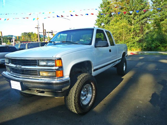 Chevrolet K1500 1998 photo 3