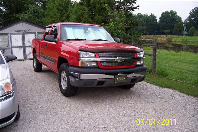 Chevrolet K1500 2003 photo 2