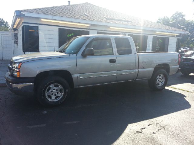 Chevrolet K1500 2004 photo 3