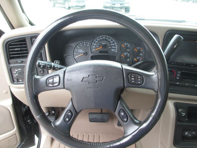 Chevrolet K1500 2004 photo 16