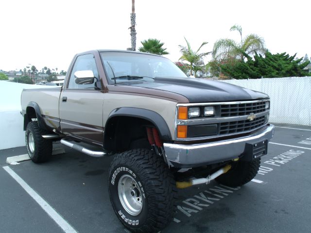 Chevrolet K2500 1988 photo 1