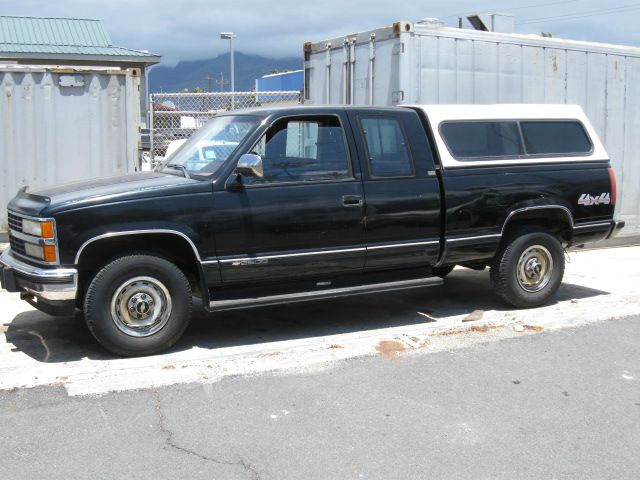 Chevrolet K2500 1990 photo 2