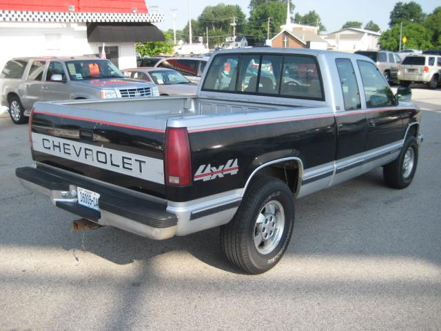 Chevrolet K2500 Sunroof Pickup Truck