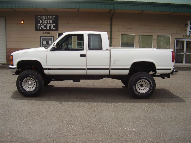 Chevrolet K2500 Sunroof Pickup Truck