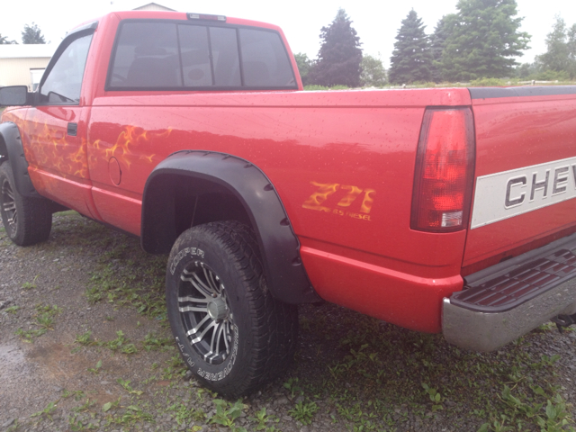 Chevrolet K2500 1995 photo 2