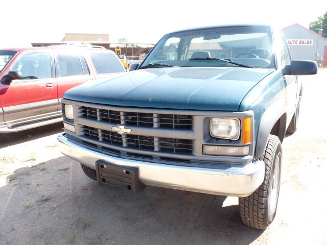 Chevrolet K2500 1997 photo 2