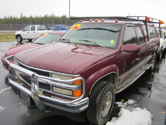 Chevrolet K2500 1997 photo 2